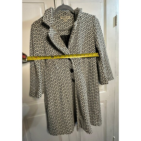 VTG Andria Lieu Black & White Chevron Knit Jacket – Women’s Small, 14"x31" - Picture 8 of 9